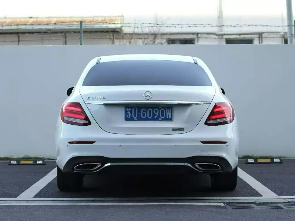 Mercedes-Benz E-Class 2019 — фото 6