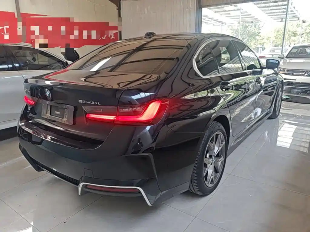 BMW i3 2023