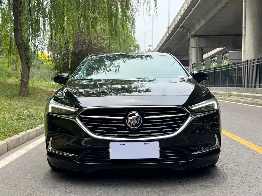 Buick LaCrosse 2022 — фото 2