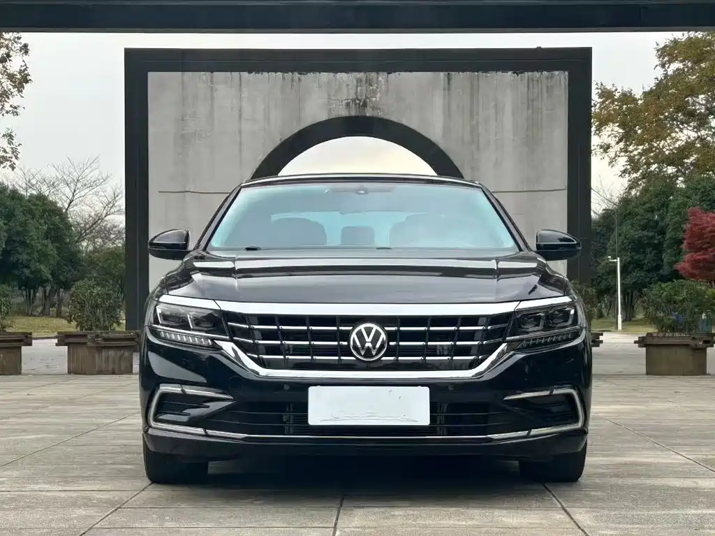 Volkswagen Passat 2021 — фото 2