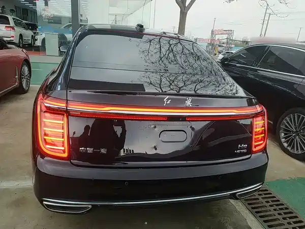 Hongqi H9 2022