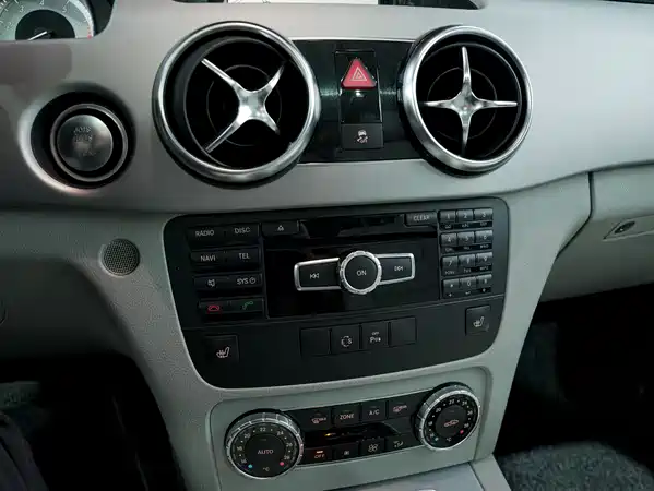 Mercedes-Benz GLK-Class 2013
