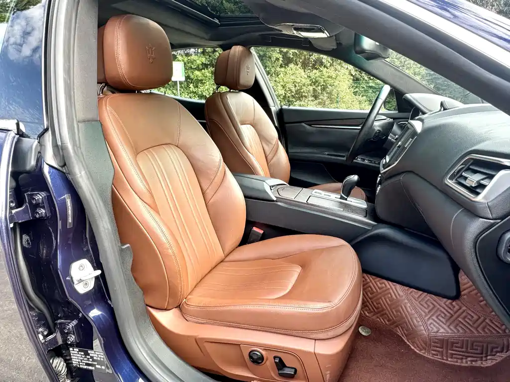 Maserati Ghibli 2017 — фото 13