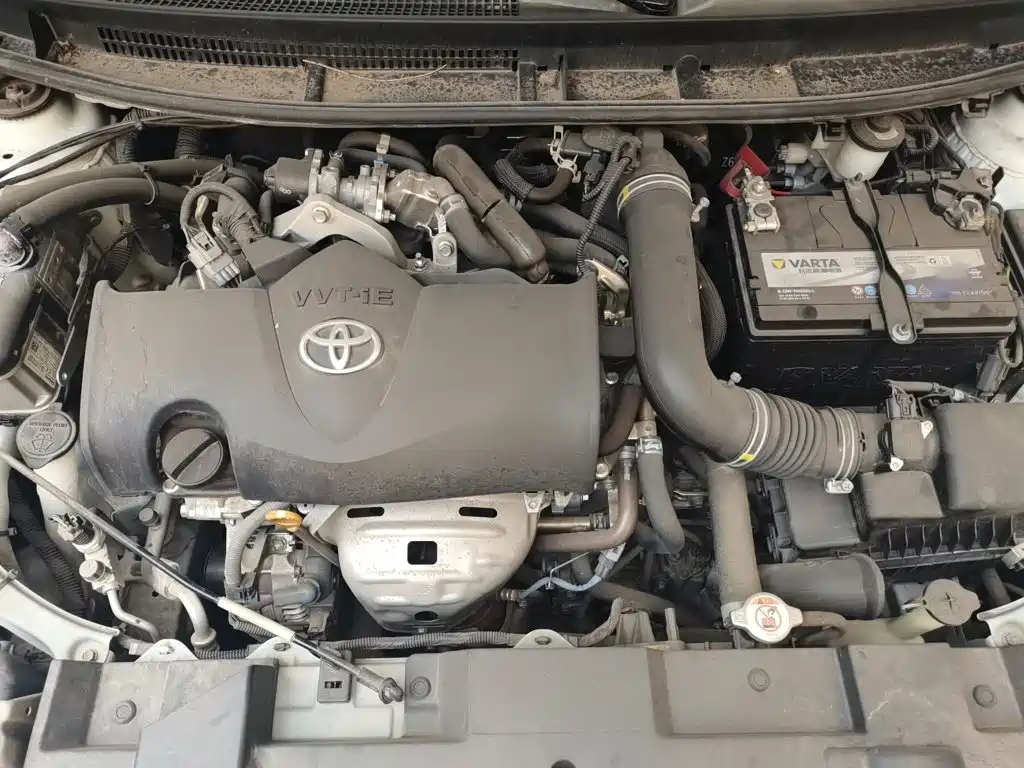 Toyota Yaris L 2022 — фото 11