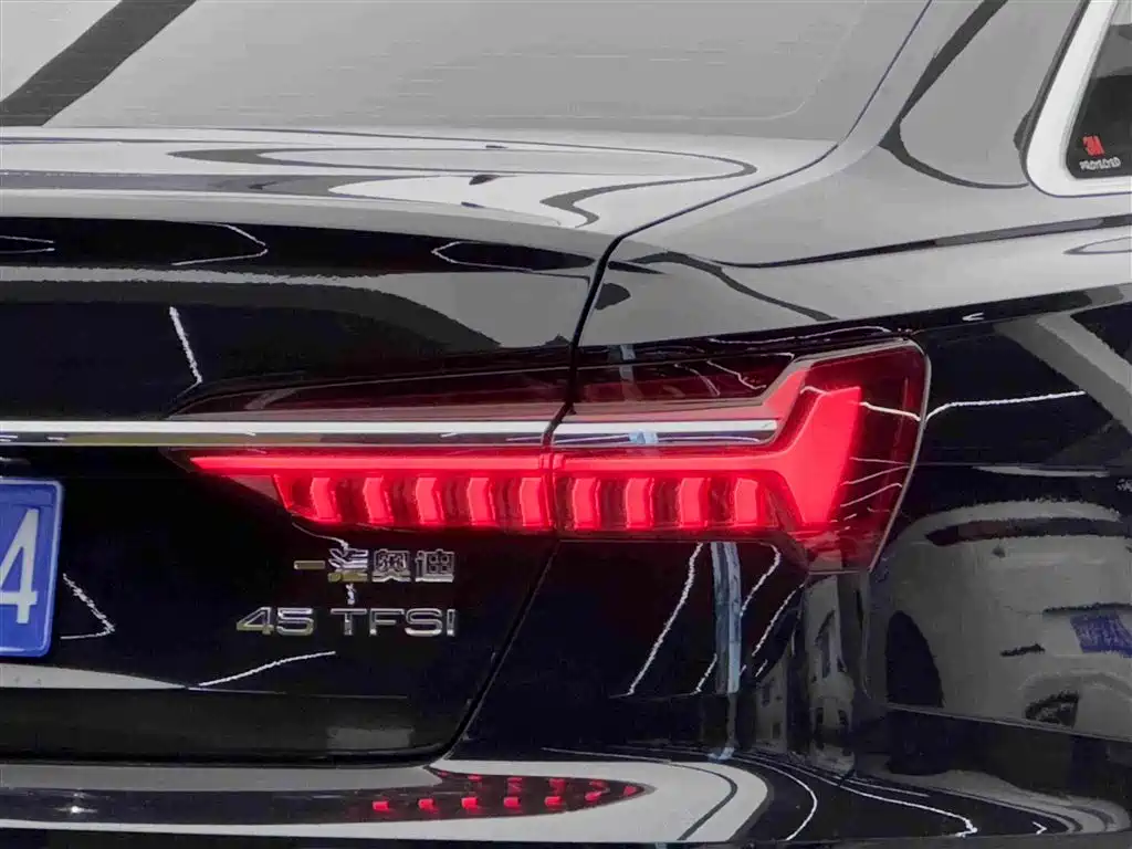 Audi A6L 2024 — фото 17