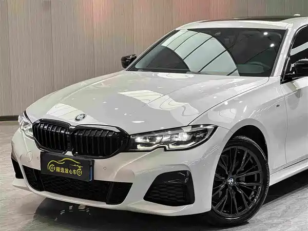 BMW 3 Series 2021