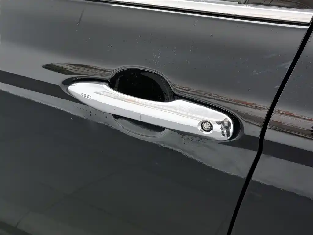 Toyota Camry 2019 — фото 18