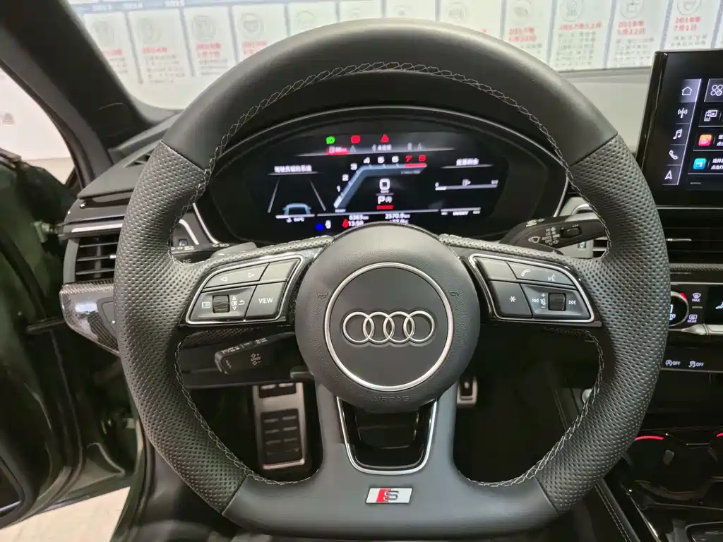 Audi S4 2025 — фото 11