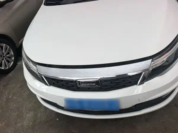 Qoros 3 2018