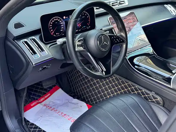 Mercedes-Benz S-Class 2023