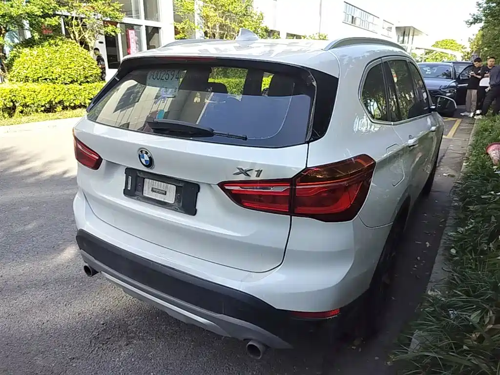 BMW X1 2016 — фото 7