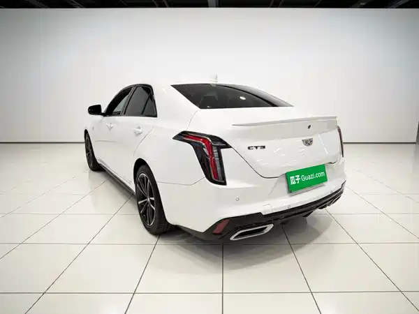 Cadillac CT4 2023