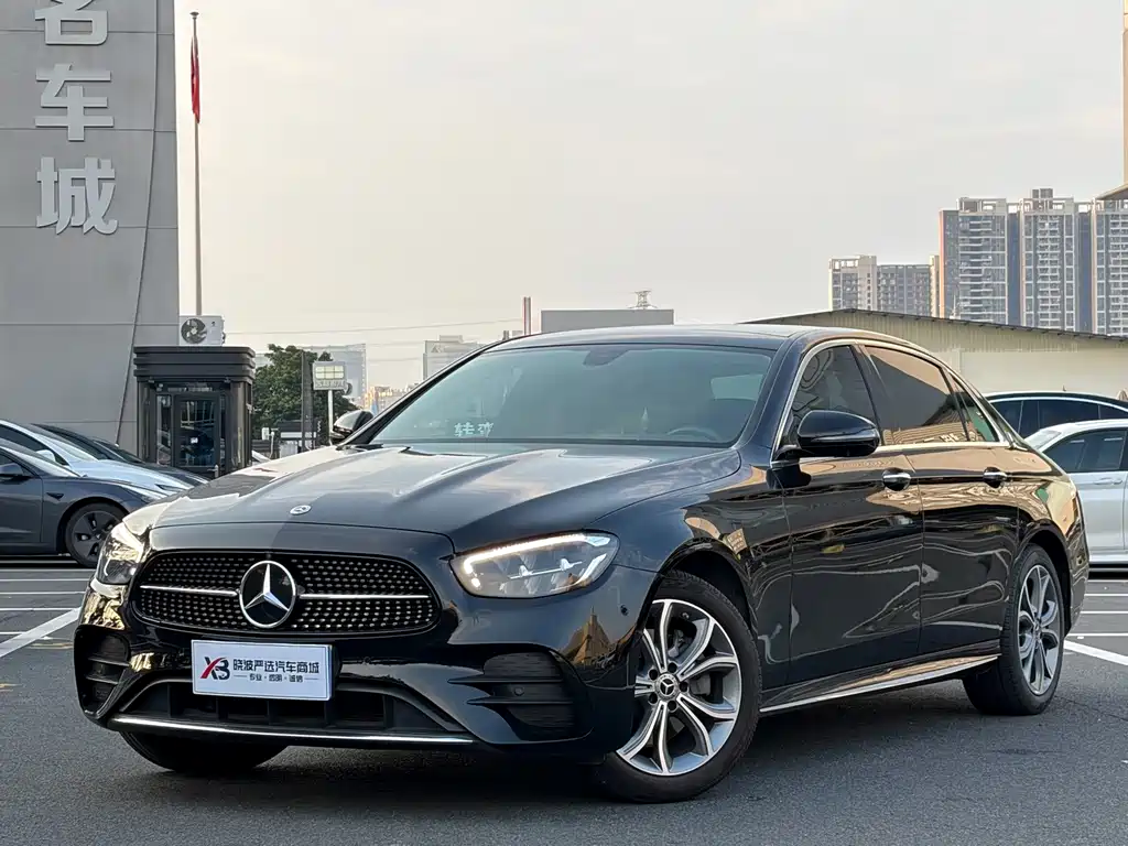 Mercedes-Benz E-Class 2022
