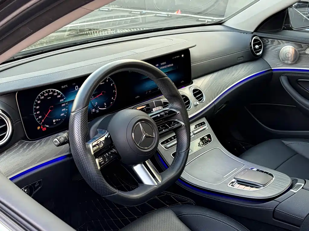 Mercedes-Benz E-Class 2022