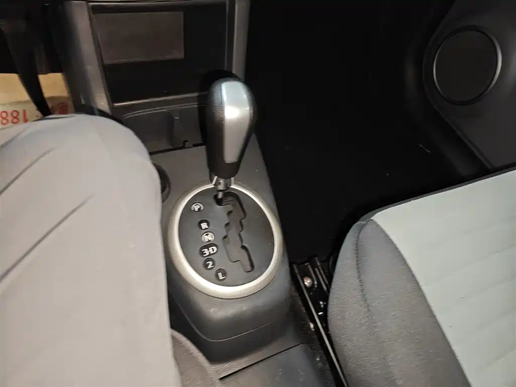 Suzuki Swift 2017 — фото 14