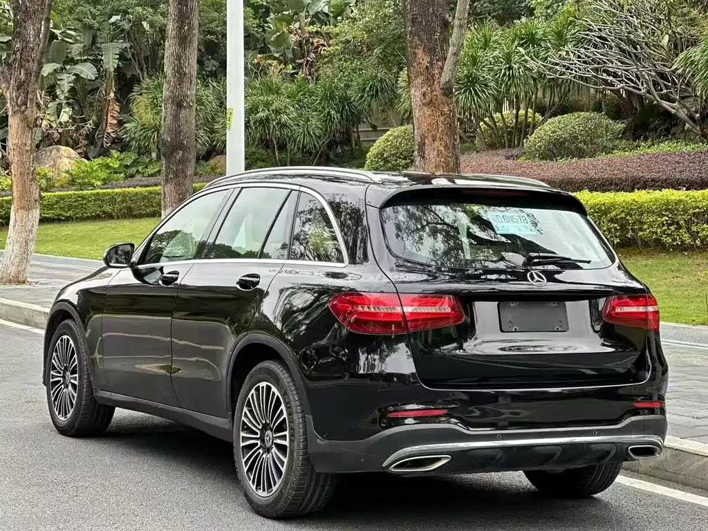 Mercedes-Benz GLC 2017 — фото 8