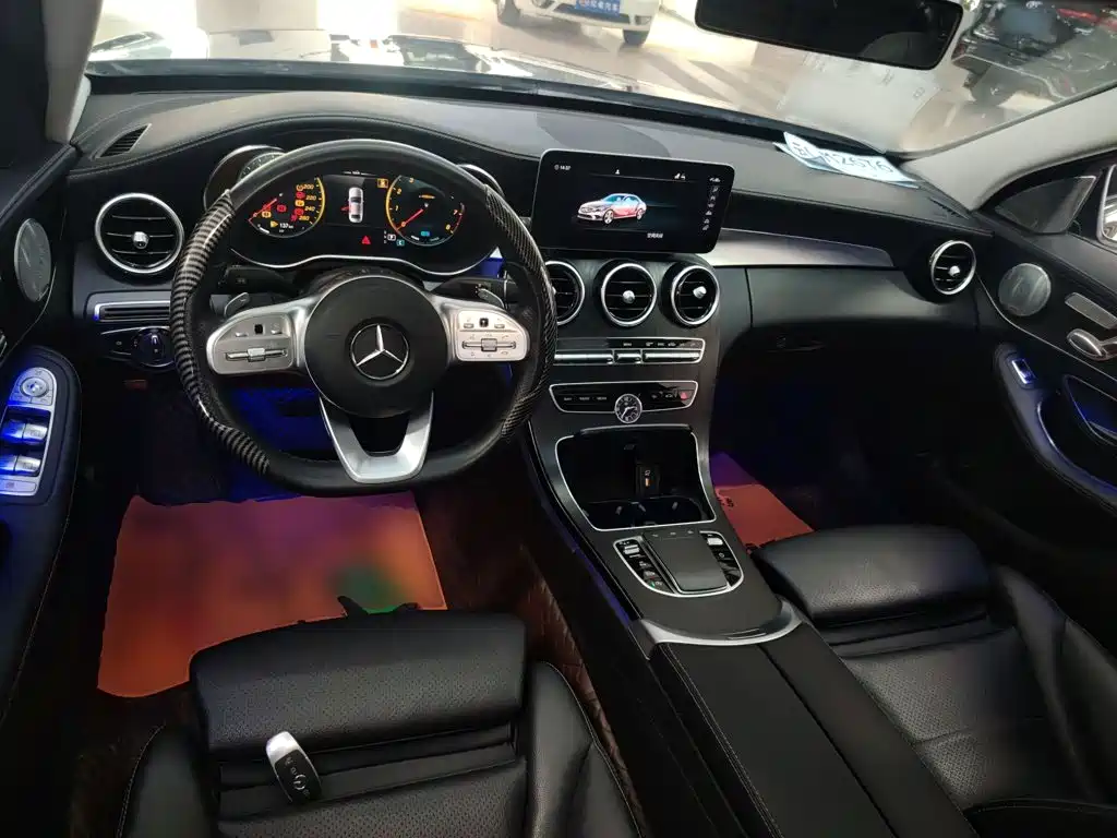 Mercedes-Benz C-Class 2021