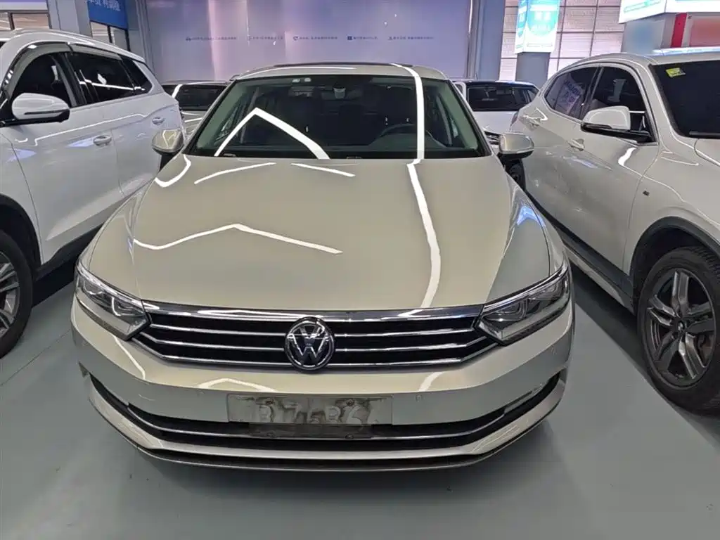 Volkswagen Magotan 2018 — фото 3