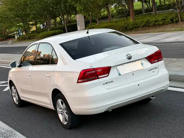 Volkswagen Santana 2013