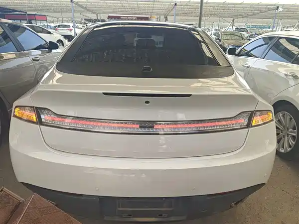 Lincoln MKZ 2014