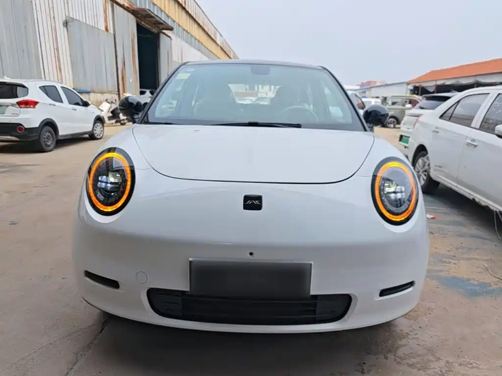 Yiwei 3 2025