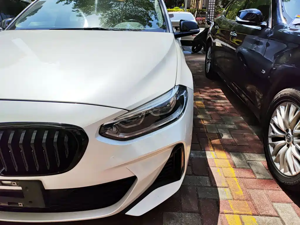BMW 1 Series 2022 — фото 18