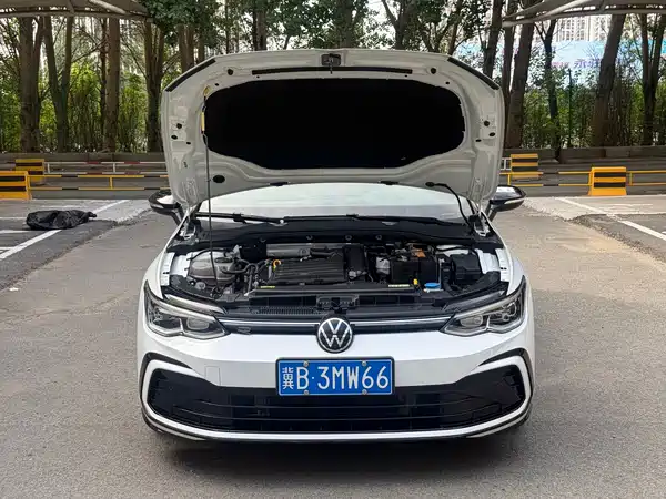 Volkswagen Golf 2022