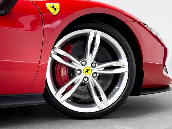 Ferrari 296 2024