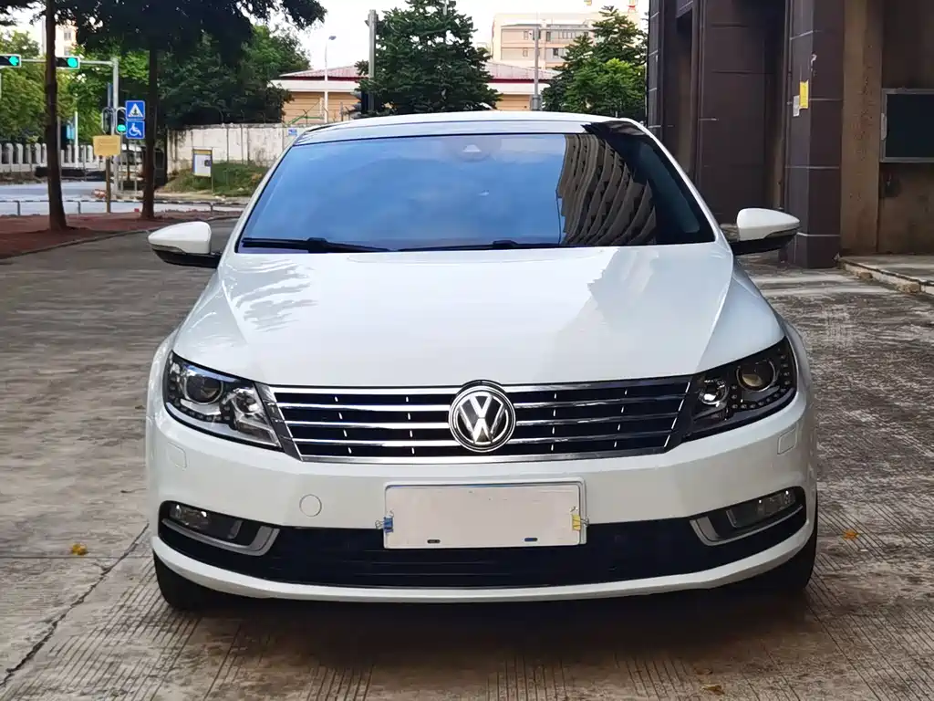 Volkswagen CC 2013 — фото 2
