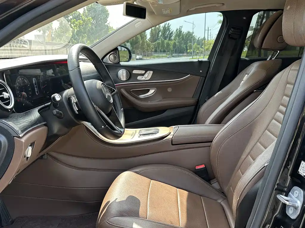 Mercedes-Benz E-Class 2018 — фото 4