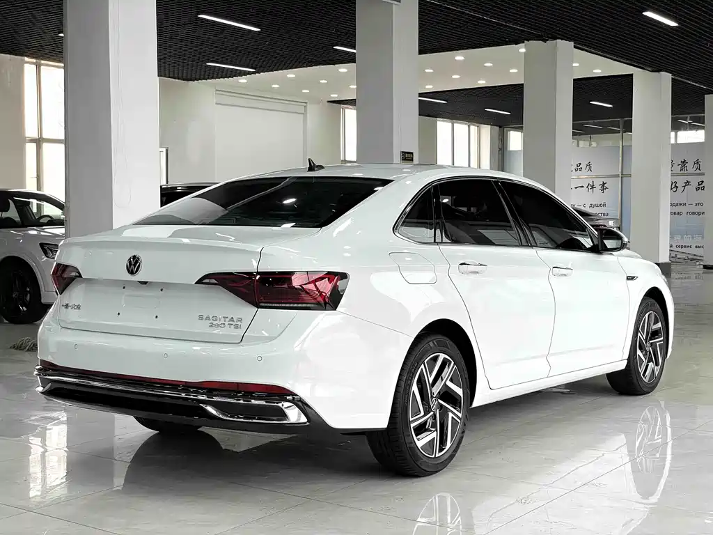 Volkswagen Sagitar 2022