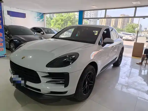 Porsche Macan 2020