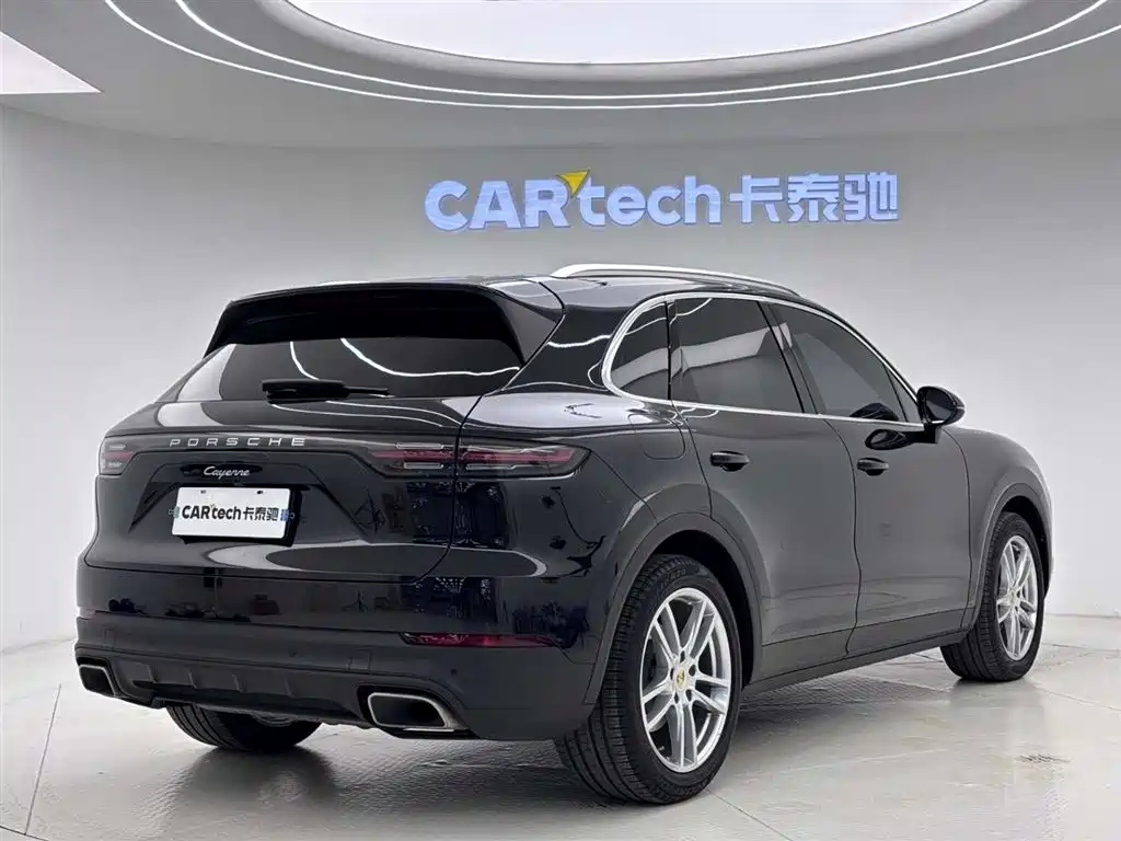 Porsche Cayenne 2019 — фото 9
