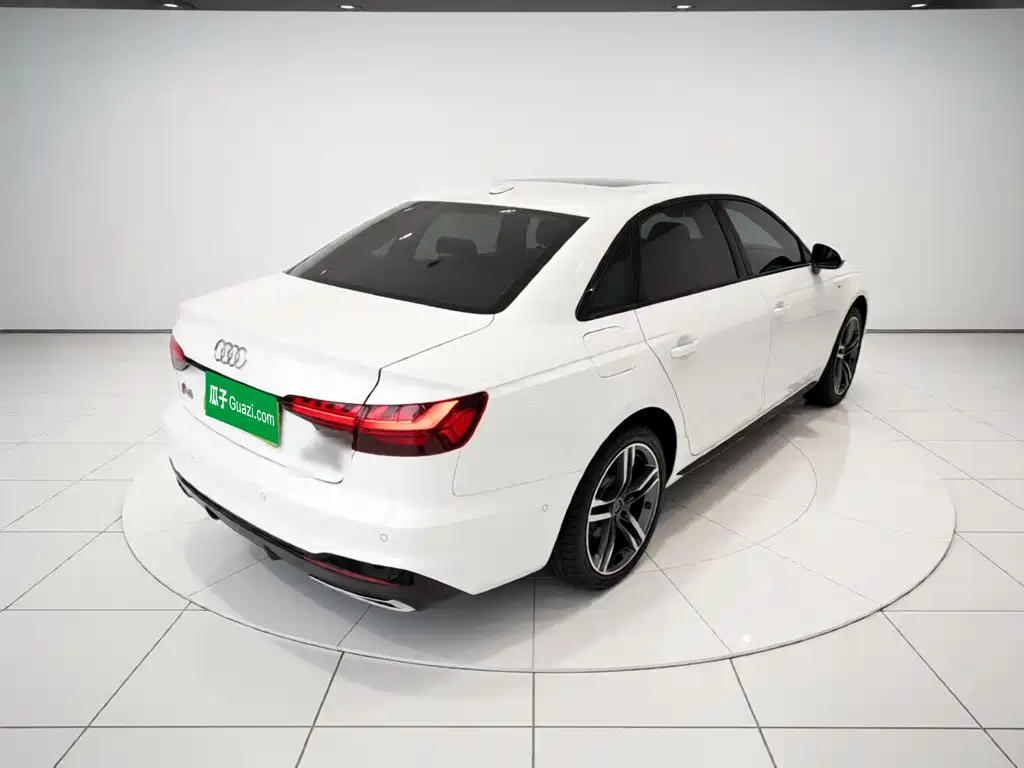 Audi A4L 2023