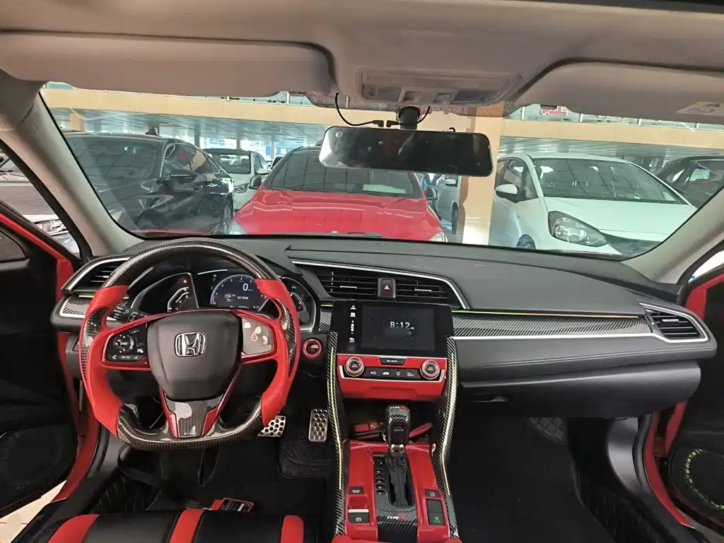 Honda Civic 2020 — фото 10