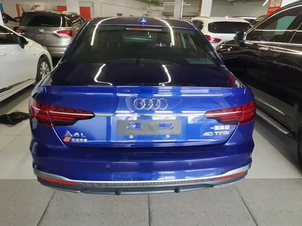 Audi A4L 2021
