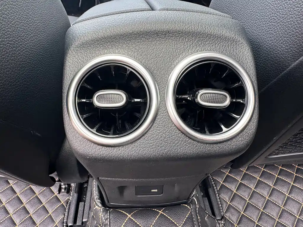 Mercedes-Benz A-Class 2022 — фото 14