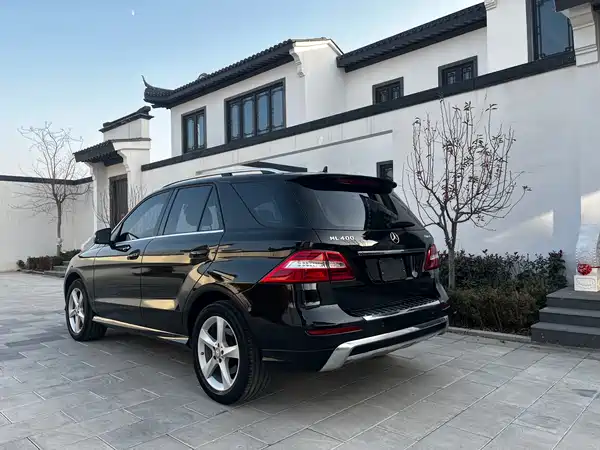 Mercedes-Benz M-Class 2015