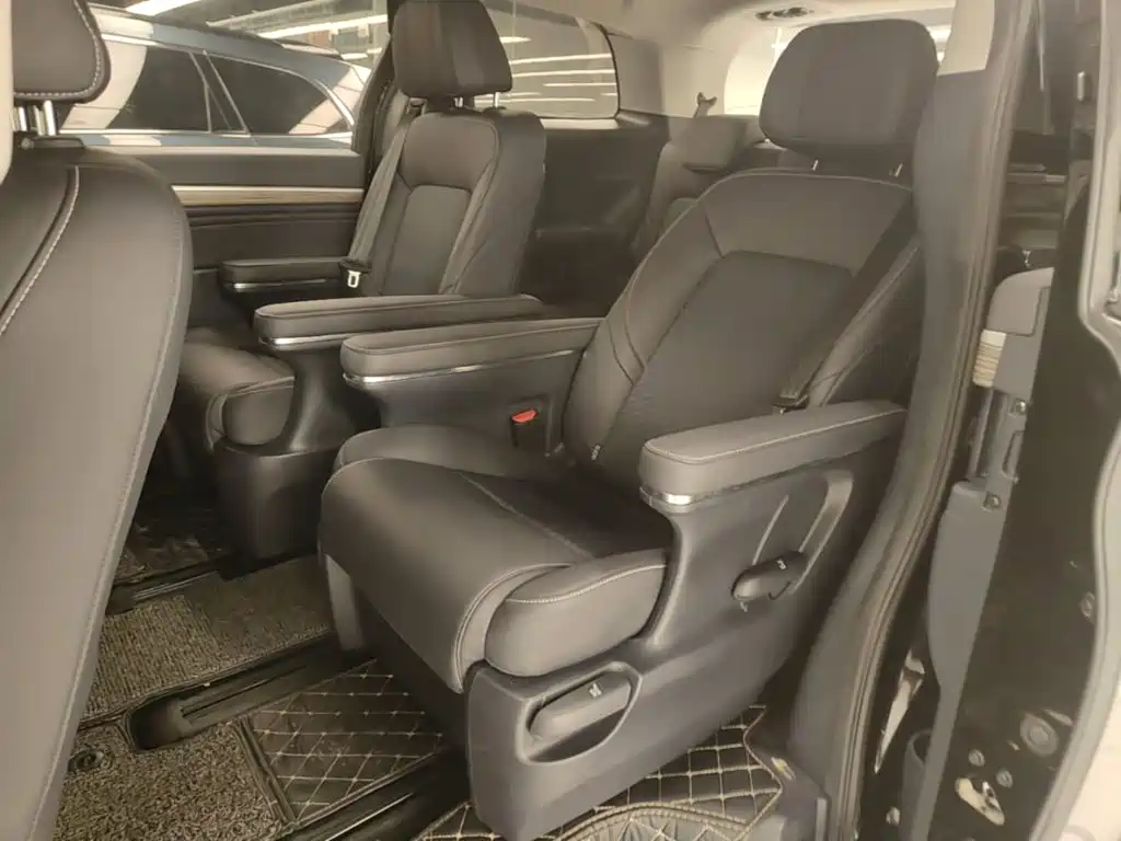 GAC Trumpchi M8 2023 — фото 17
