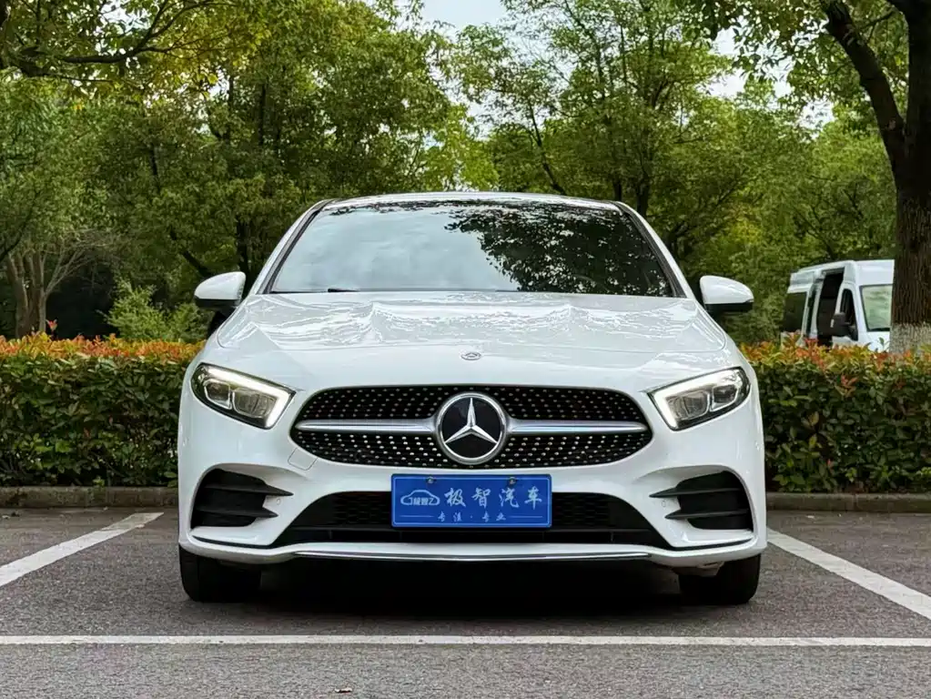 Mercedes-Benz A-Class 2021 — фото 2