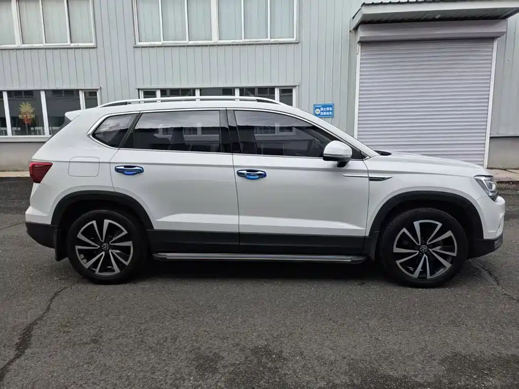 Volkswagen Tharu 2021