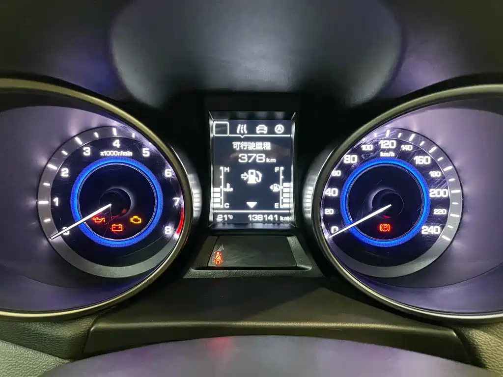 Changan Eado XT 2017 — фото 22