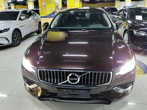 Volvo S60 2020