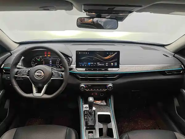Nissan Teana 2023