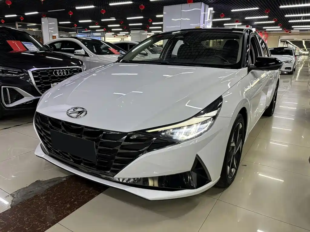 Hyundai Elantra 2020