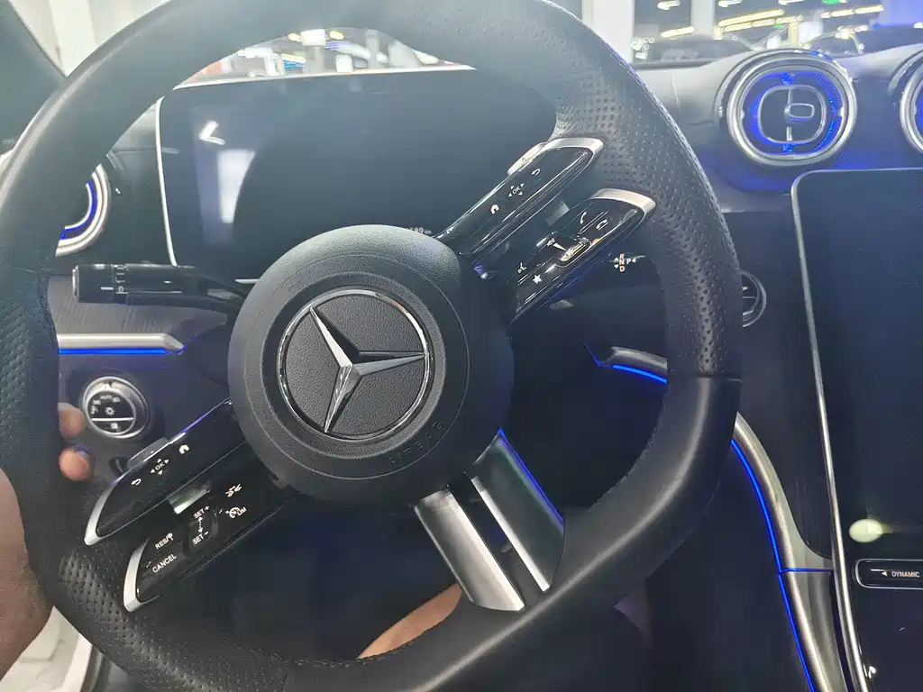 Mercedes-Benz C-Class 2023