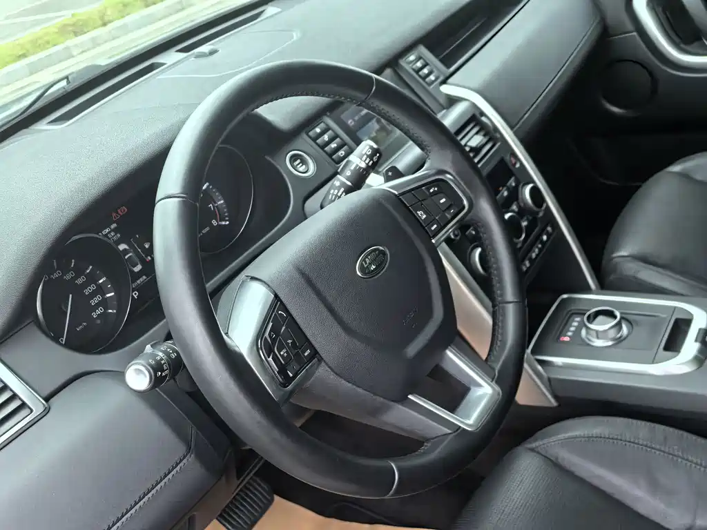 Land Rover Discovery Sport 2016 — фото 5