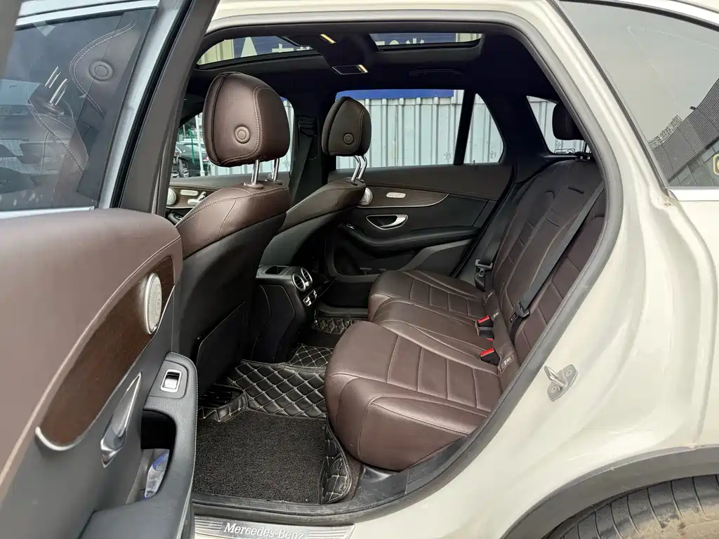 Mercedes-Benz GLC 2021 — фото 15