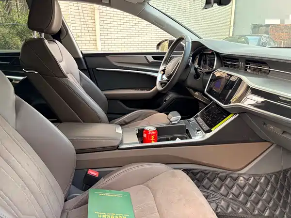 Audi A7L 2024