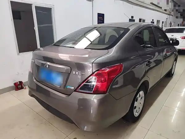 Nissan Sunny 2019